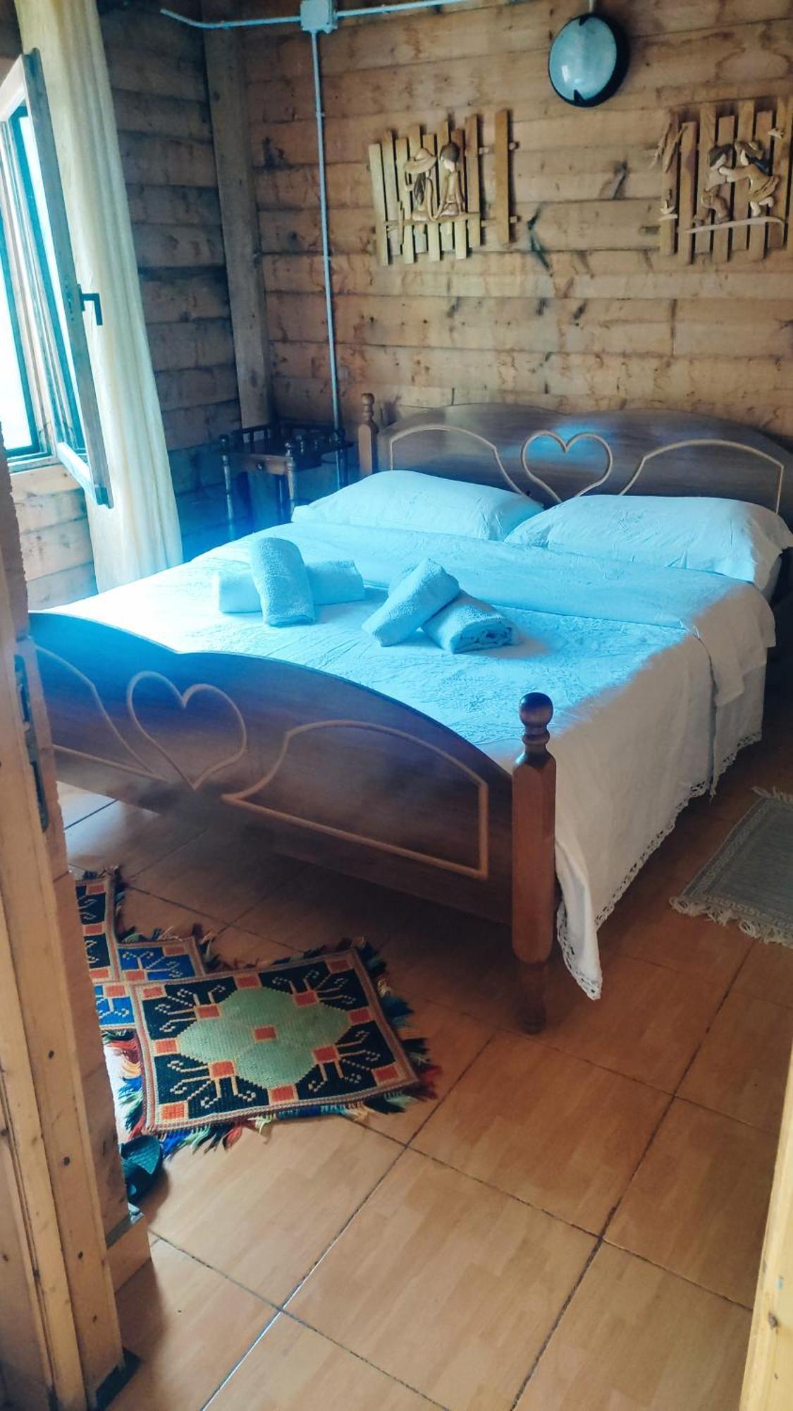 Guest House Astrit Villi Theth Εξωτερικό φωτογραφία
